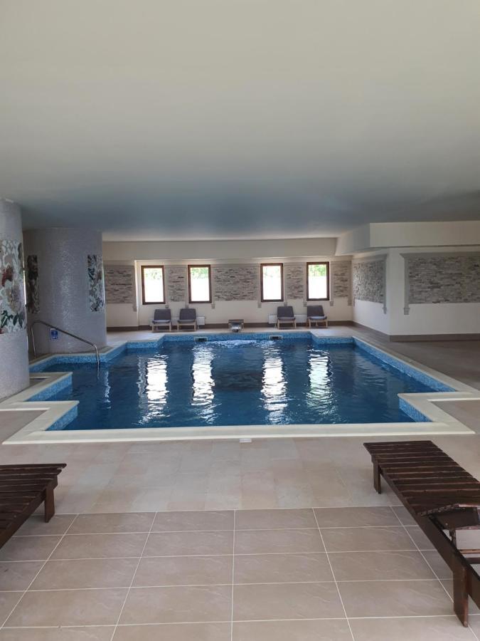Anette Resort & Spa Covaci Bagian luar foto